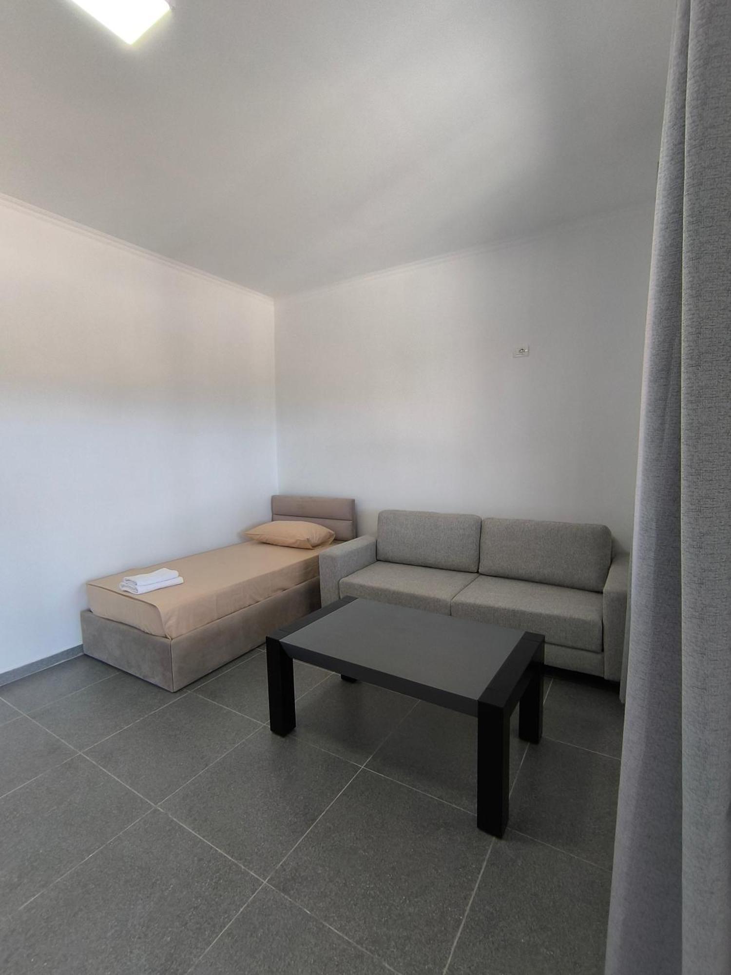 Kaful Apartments Кепаро Экстерьер фото